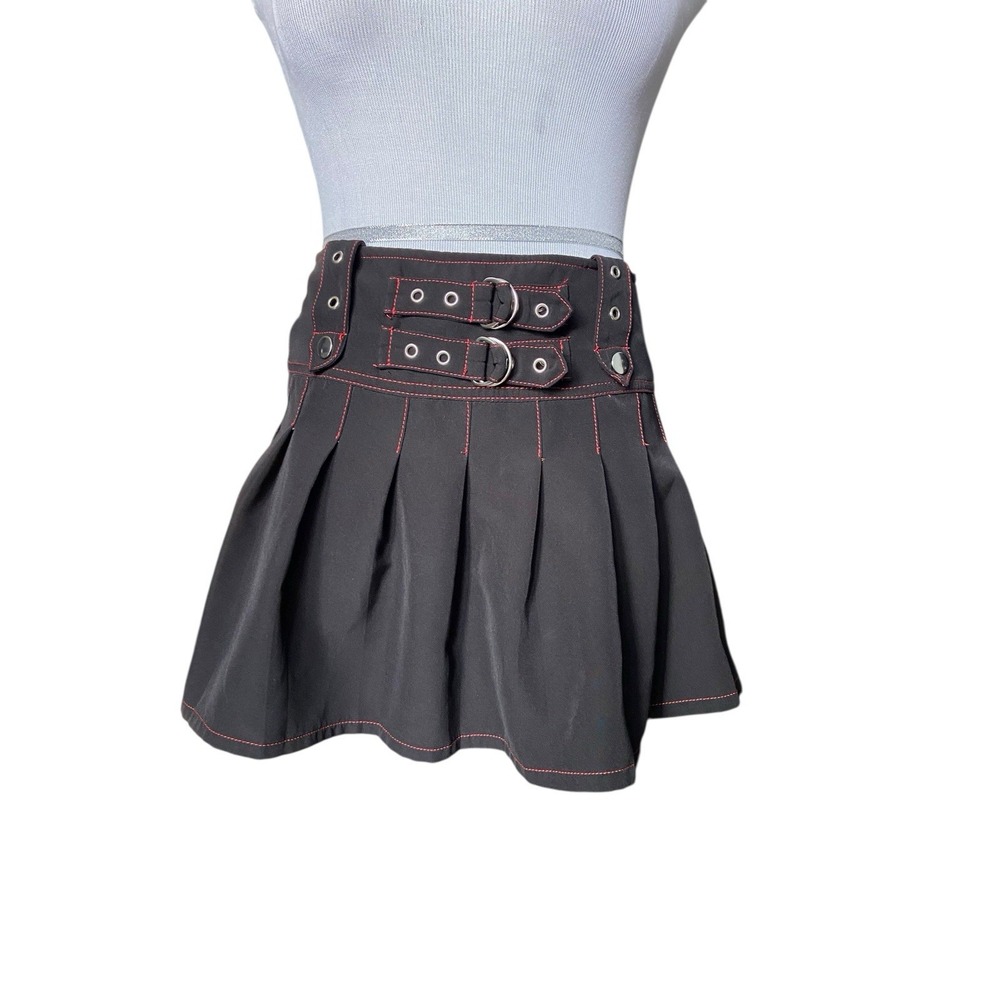 Y2k Goth Buckle Pleated Mini Skirt Size XS Black Contrast Stitch Grunge Punk Alt